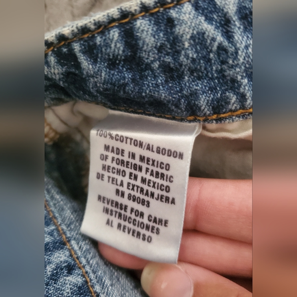 L.e.i DENIMN Jean Shorts Y2K in Jr Size 9 - Picture 9 of 14